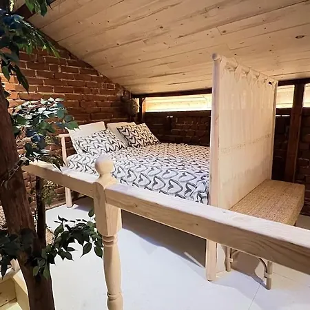 Apartament The Stable House *